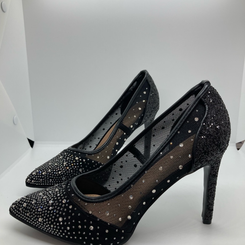 BCBG Generation Hivana Evening Pump- Black Size 6.5